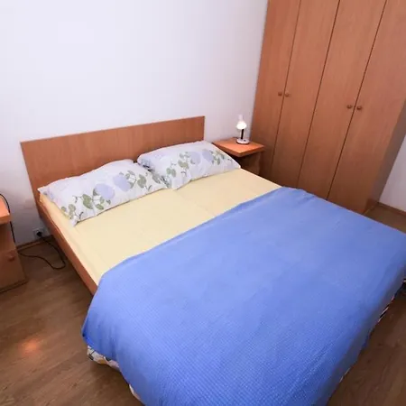 Feral Apartament