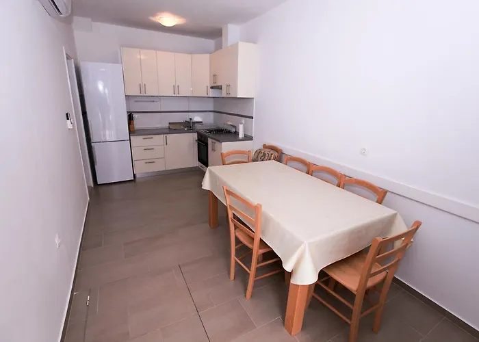 Feral أوروبيتش